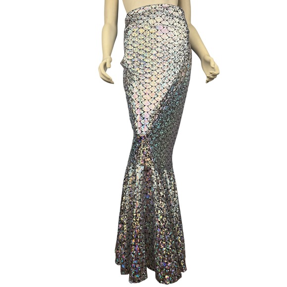 Sidecca 1X Holographic Metallic Mermaid Skirt Shiny Silver Wet Look Whimsygoth - Picture 1 of 11